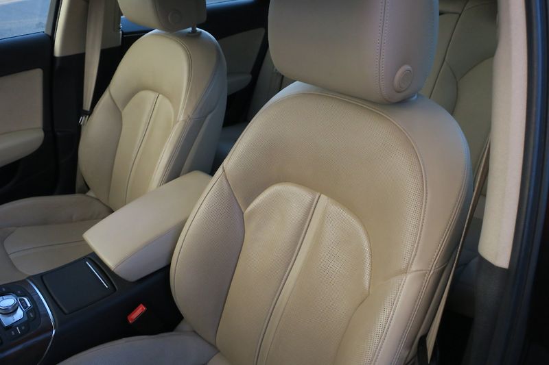 Audi A6 Allroad 3.0TDI 200kW Quat. Stronic ČR - fotka 13 z 50