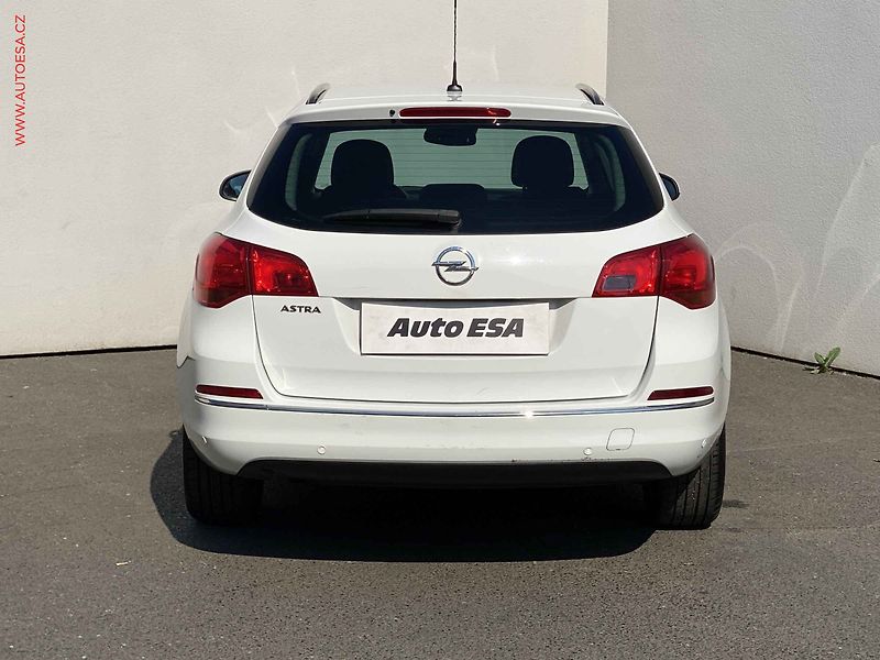 Opel Astra (2015) 1.4i, ČR, AC, tempo, +pneu - fotka 5 z 17
