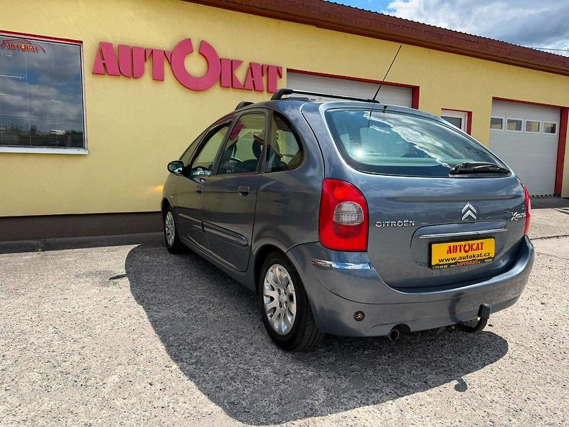 Citroën Xsara Picasso 1.6i 80kW/Panorama/Tažné/Temp. - fotka 5 z 23