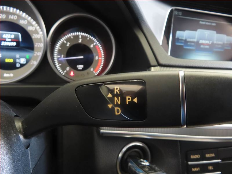 Mercedes-Benz Třídy E (2016) AMG Paket E 250 BlueTEC - fotka 12 z 14