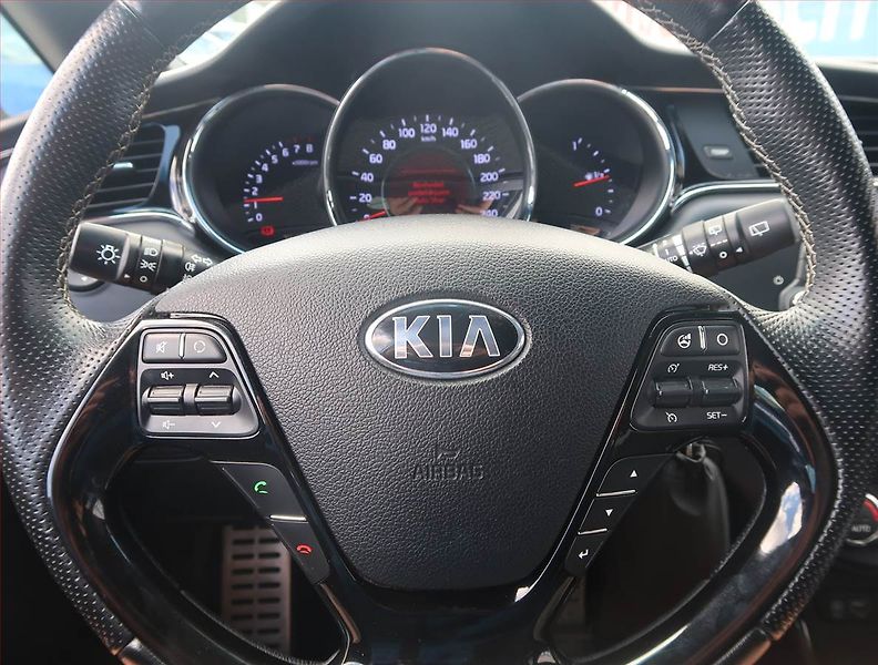 Kia Ceed (2016) GT Line 1.0 T-GDI, Navi - fotka 15 z 22