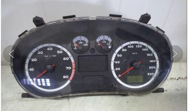 Seat Ibiza 1.6 budíky - fotka 1 z 1