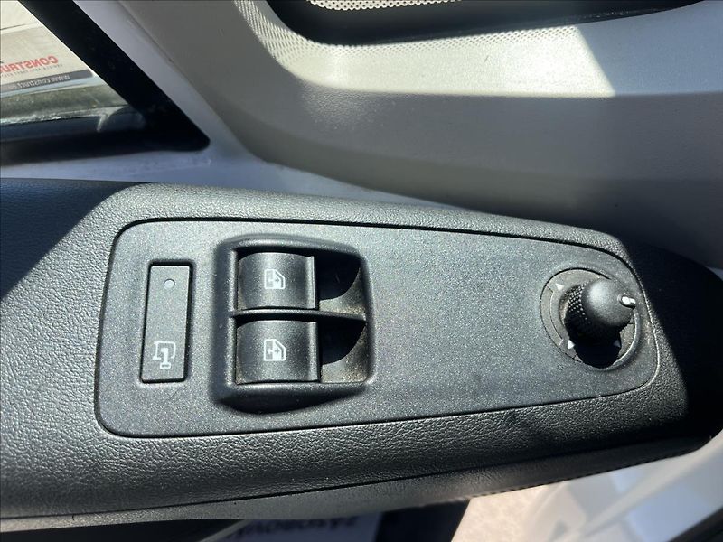 Peugeot Boxer 2,0 HDi L2 H2 KLIMA SERVIS DPH - fotka 25 z 35