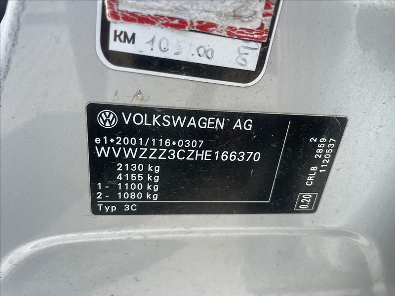 Volkswagen Passat 2,0 TDi 110kw Radar DSG GPS Hi - fotka 26 z 43