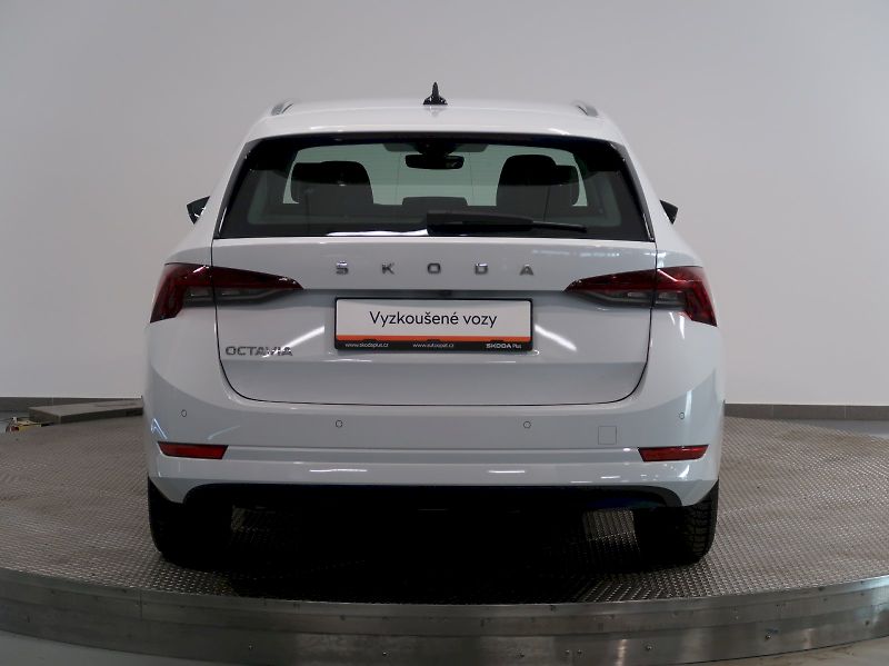 Škoda Octavia (2023) STYLE 2.0TDI 110KW DSG - fotka 9 z 35