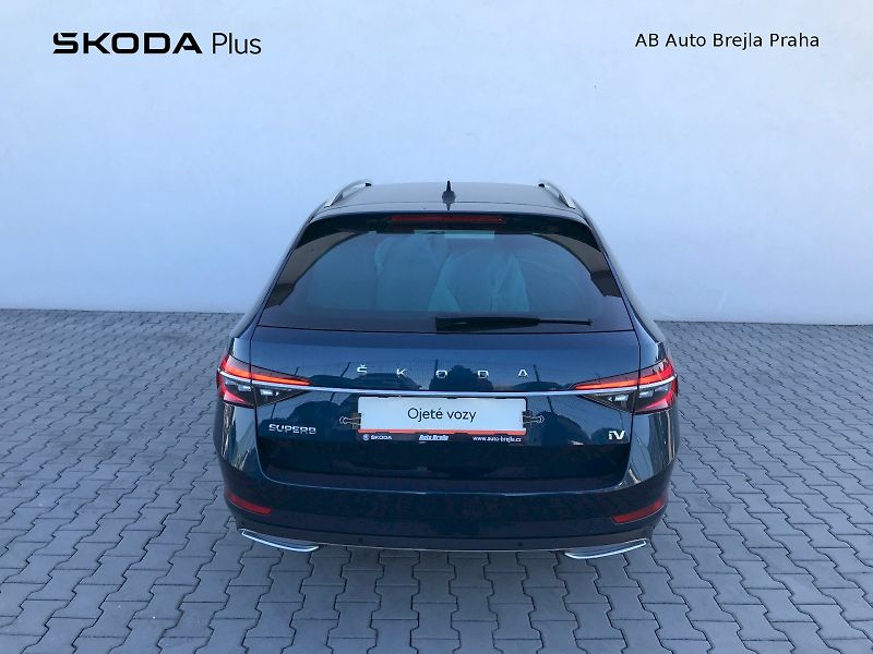 Škoda Superb (2022) COM iV L K TS 115/1.4 A6F - fotka 10 z 28