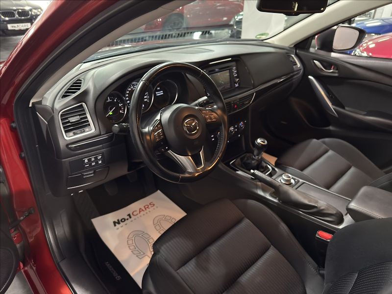 Mazda 6 2,2   D 129 kW SPORT BOSE 1.MA - fotka 9 z 43