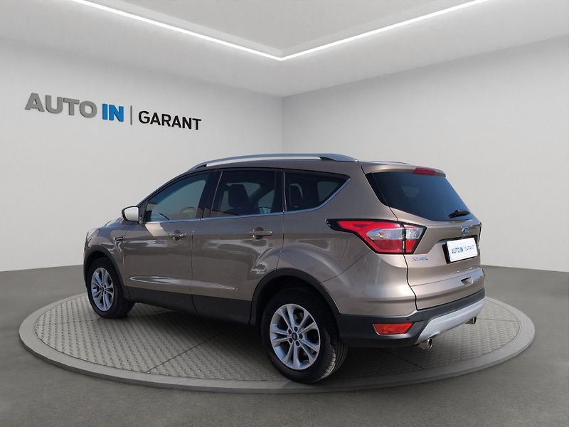 Ford Kuga (2019) 2.0 TDCi 110kW, 4x4, ČR, Serv. - fotka 7 z 28