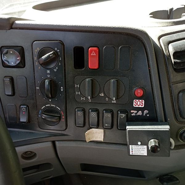 Mercedes-Benz Axor (2008) 1828 kropička nerez - fotka 23 z 24
