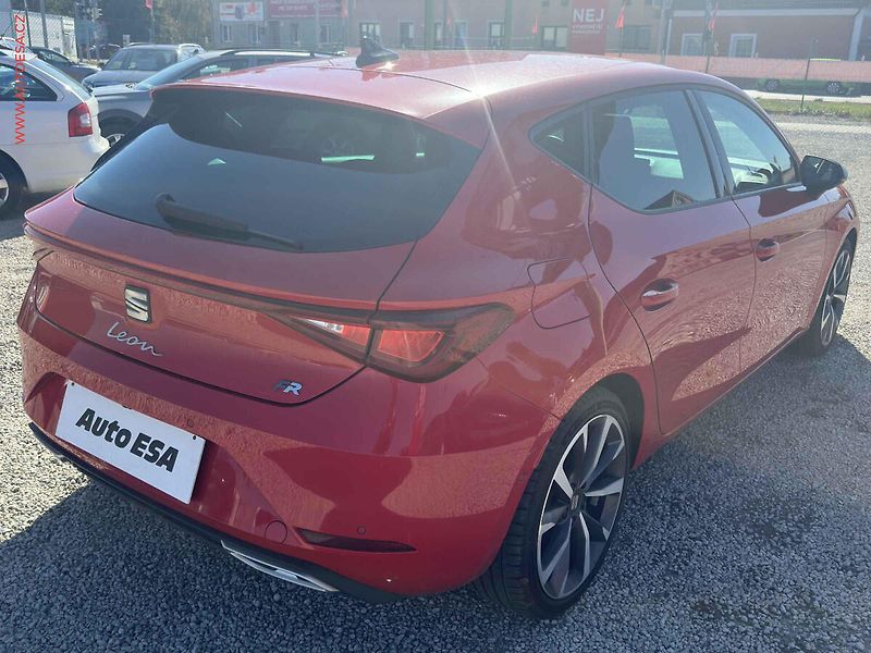 Seat Leon (2022) 1.5TSi, ČR, FR, LED - fotka 4 z 22