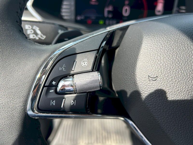 Škoda Superb (2023) Combi Style 2,0 TDI 110 kW 7-s - fotka 27 z 30