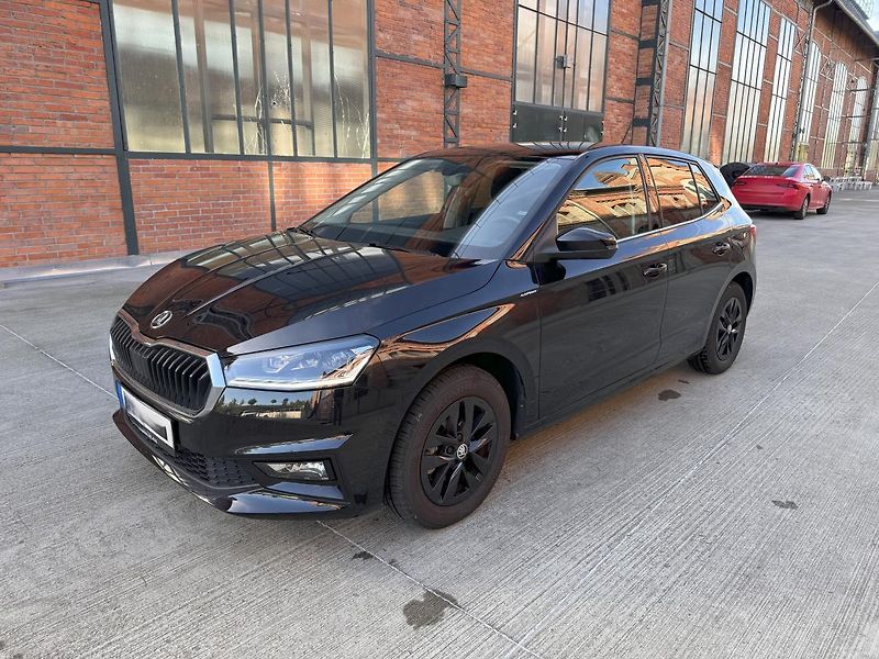Škoda Fabia (2024) Style Plus 1,0 TSI 81 KW AUT - fotka 9 z 25