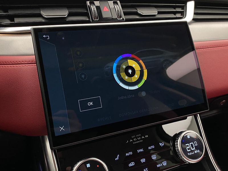 Jaguar XF P300 R-DYNAMIC S AWD AUT CZ - fotka 44 z 44
