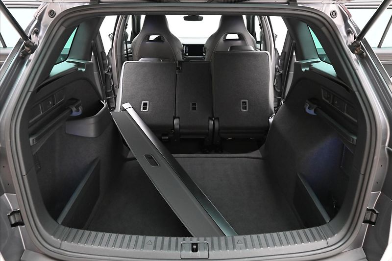 Škoda Kodiaq 1,5 TSI 110 kW SportLine Záruk - fotka 11 z 30