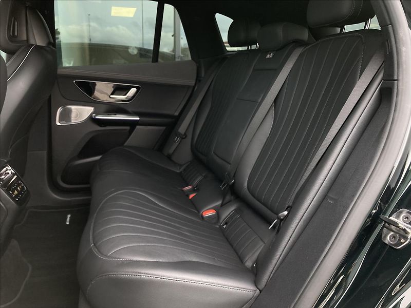 Mercedes-Benz EQE 500 4M AMG SUV - fotka 11 z 28