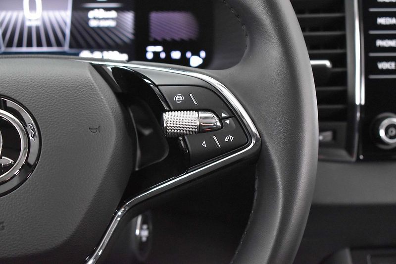 Škoda Karoq 2.0 TDI 110kW 4x4*DSG*DPH*ČR 1 - fotka 19 z 40