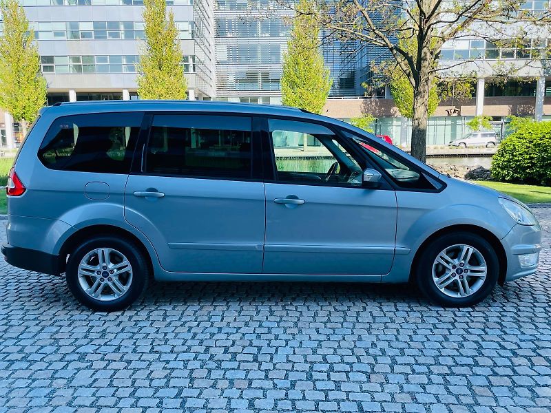 Ford Galaxy 2.0TDCi MANUÁL 7 MÍST VÝHŘEV - fotka 9 z 49