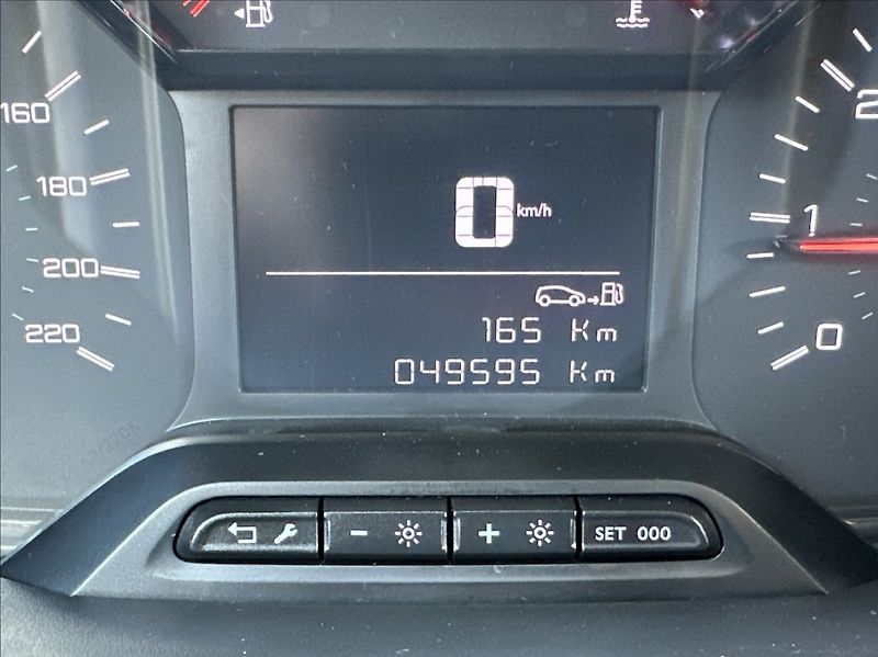 Peugeot Partner 1,5 BlueHDI 102PS  Van Active - fotka 29 z 53
