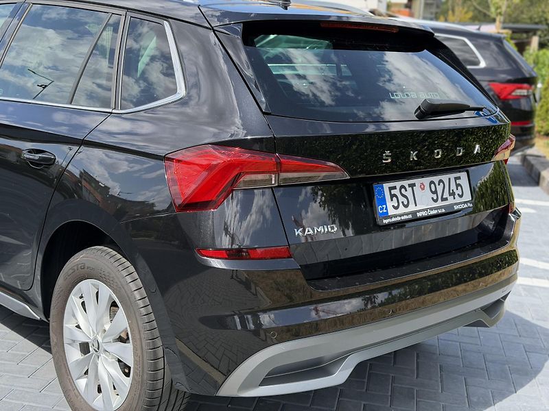 Škoda Kamiq (2022) 1.5 tsi 110 kw/Style/DPH - fotka 11 z 23