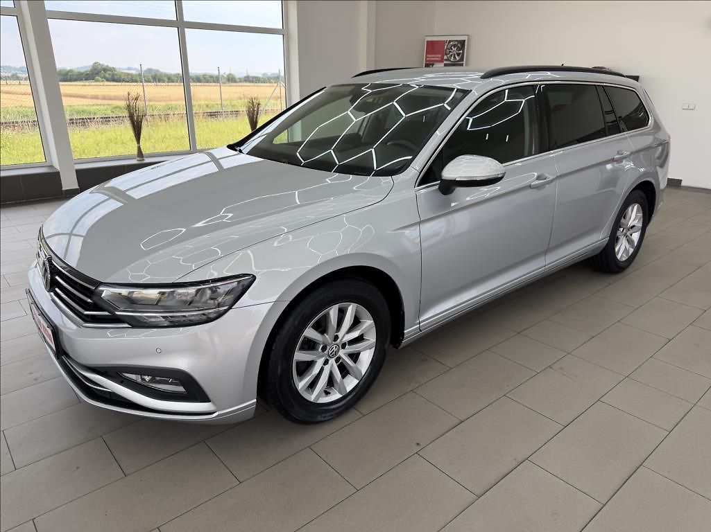 Volkswagen Passat 2,0 TSI, LED, DSG, MirrorLink