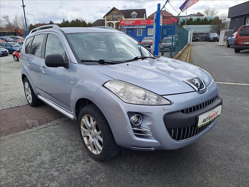 Peugeot 4007 2,2 HDI 4WD KŮŽE - fotka 2 z 17