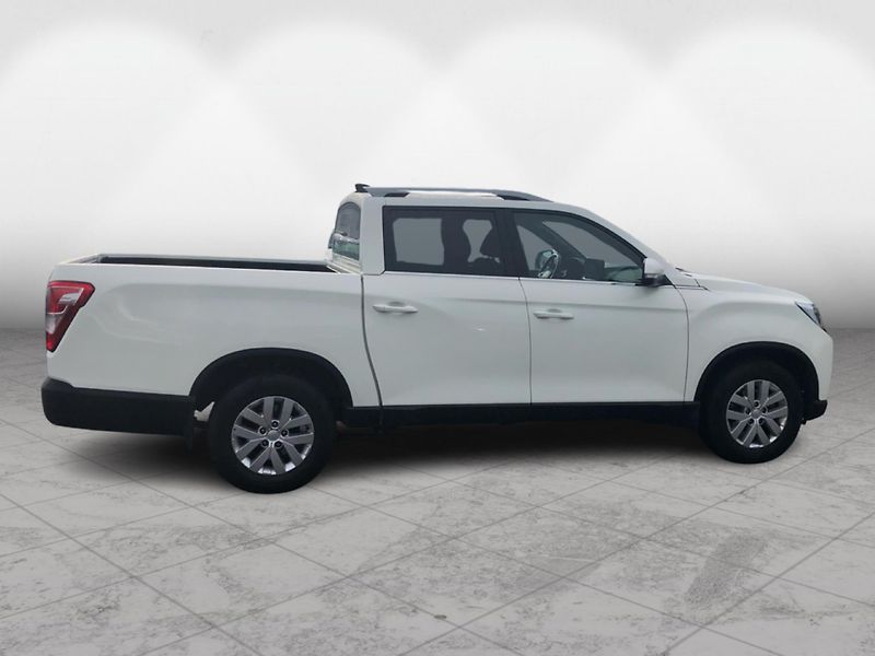 SsangYong Musso A Grand 2.2 e-XDi TD AT 4x4 - fotka 8 z 28