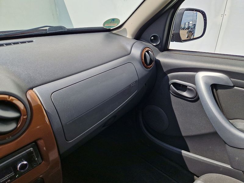 Dacia Duster 1.5dCi, 66kW, Klima, Tažné - fotka 15 z 28