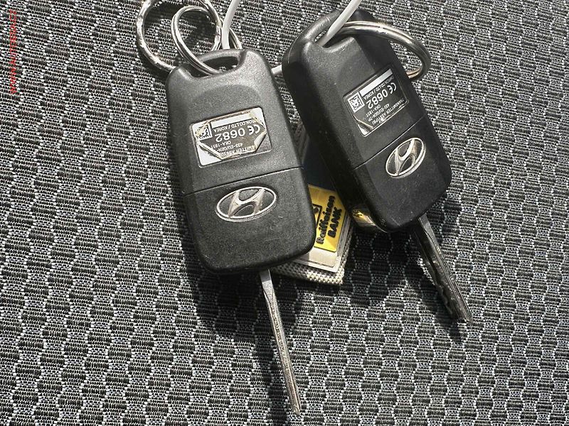 Hyundai ix35 (2012) 1.6GDi, ČR, AC, TZ - fotka 21 z 21
