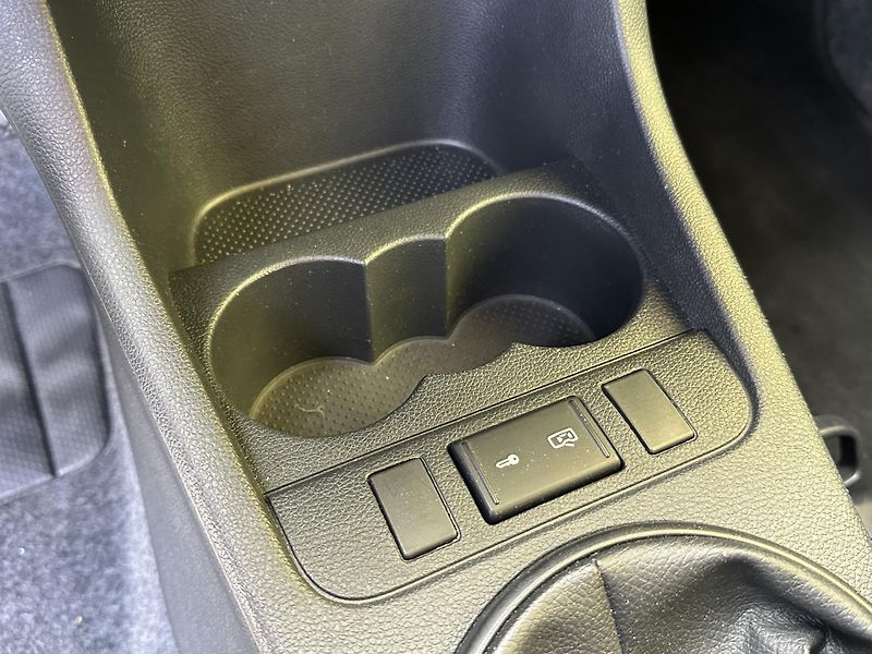 Škoda Fabia (2011) 1.2TSI/63kW 1.Maj. *KLIMA  - fotka 10 z 30