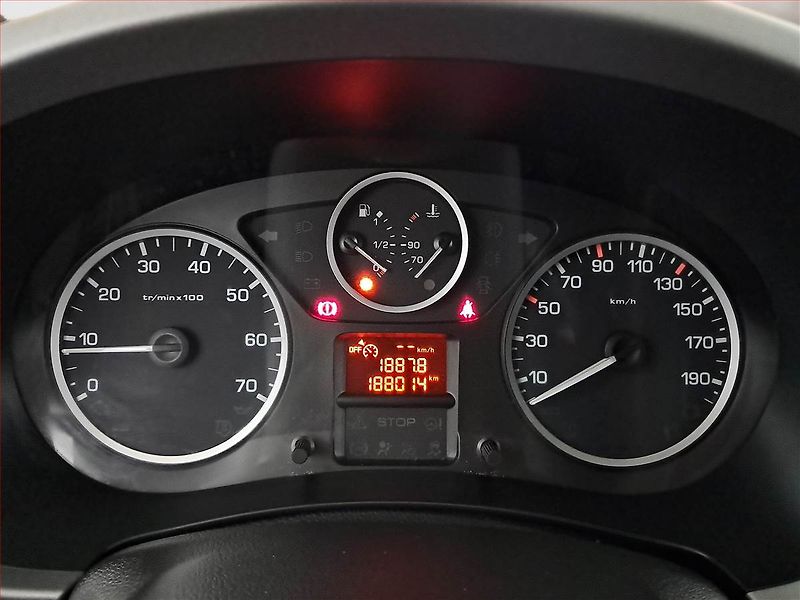 Citroën Berlingo (2018) XTR 1.6 BlueHDi, 5Míst, ČR - fotka 11 z 17