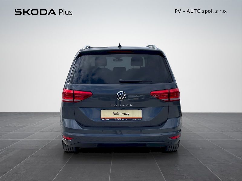 Volkswagen Touran (2026) 1.5 TSI 110 kW EVO2 DSG People - fotka 30 z 35