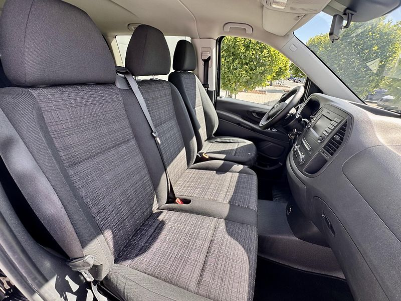 Mercedes-Benz Vito (2015) Tourer 116 CDI XL/AUT./9 míst - fotka 14 z 27