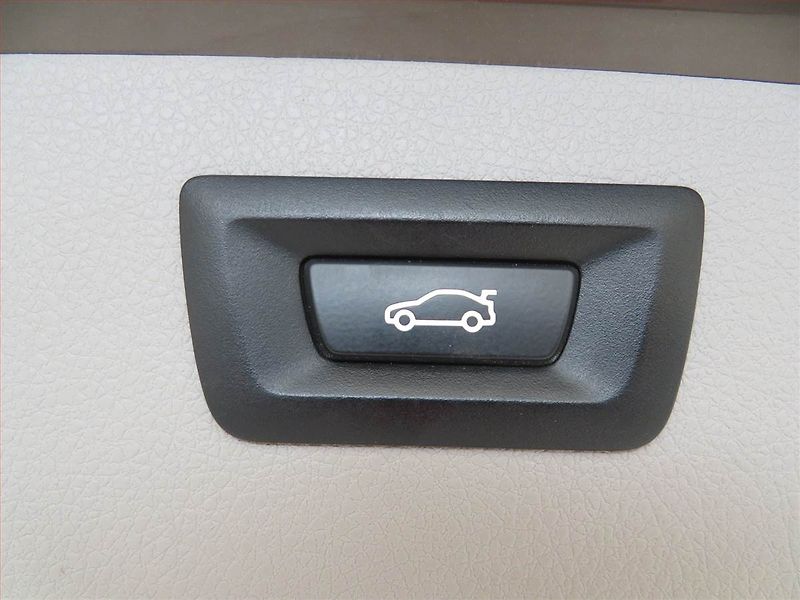 BMW Řada 3 (2013) 320 d, Navi, Tempomat - fotka 16 z 17