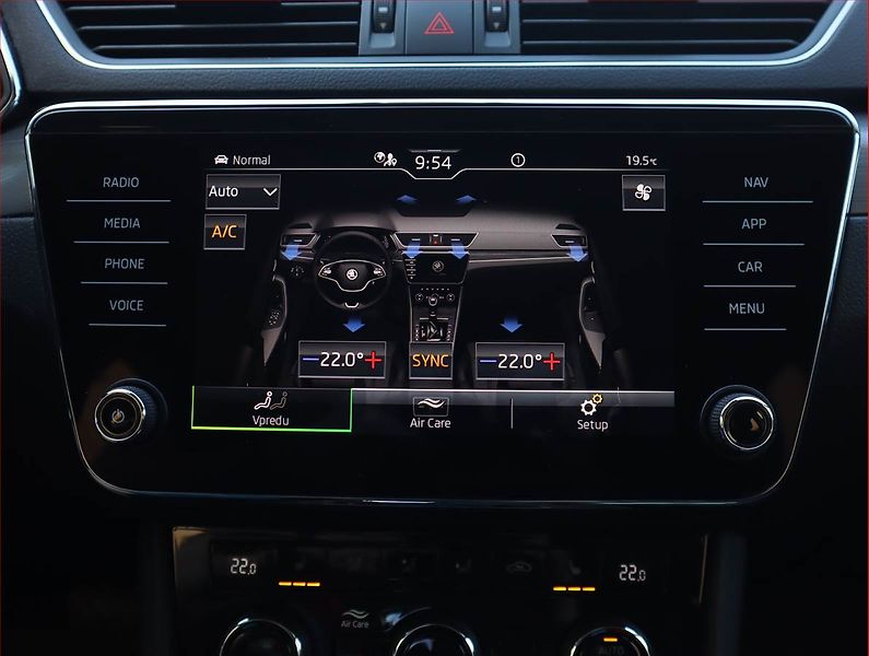 Škoda Superb (2022) Style 1.5 TSI - fotka 18 z 28