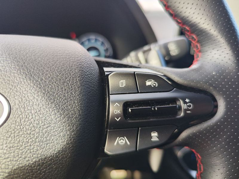 Hyundai i30 1.5 T-GDI/103kW N-Line DCT - fotka 28 z 34