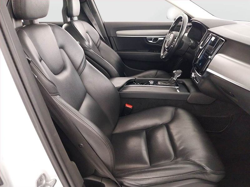 Volvo S90 (2017) D4, Automat, Kůže, Navi - fotka 9 z 22