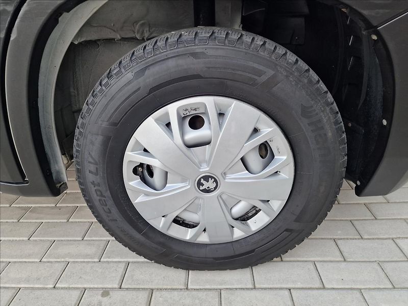 Peugeot Boxer 2.2HDI 140k L4H2,ČR,1.Majitel - fotka 35 z 38