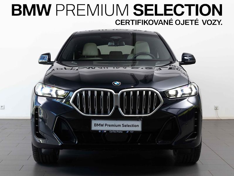 BMW X6 xDrive30d - fotka 2 z 24