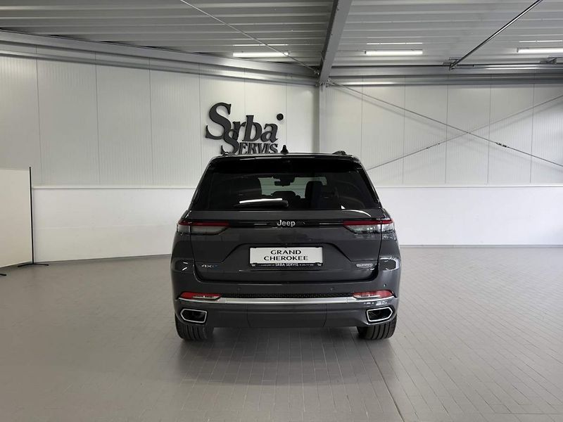 Jeep Grand Cherokee (2024) SUMMIT RESERVE 4xe - fotka 4 z 15