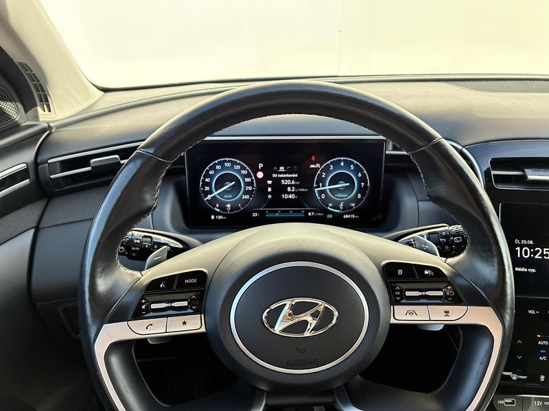 Hyundai Tucson 1.6 T-GDI 110kW DCT Style - fotka 15 z 23