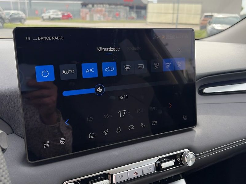 MG MG4 (2026) EV Urban 54kWh*Premium - fotka 15 z 22