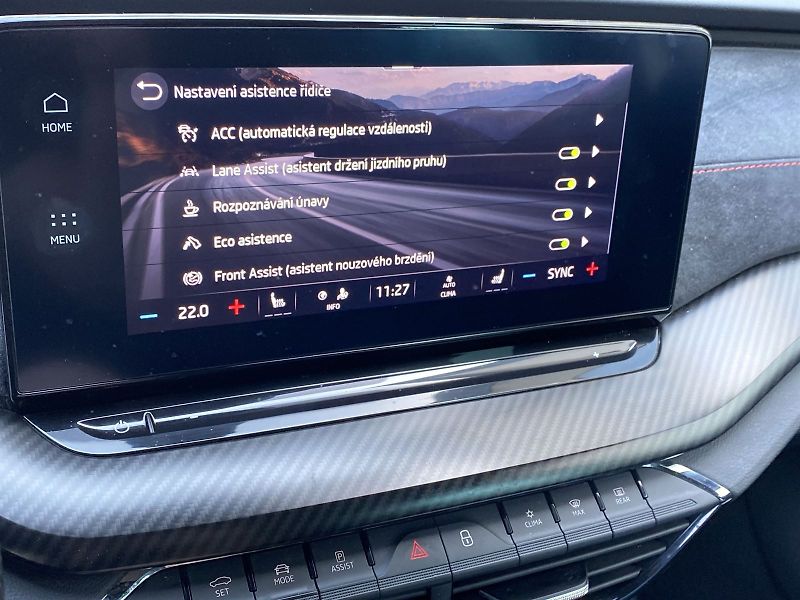 Škoda Octavia (2020) Combi 2.0 TDI DSG RS - fotka 17 z 39