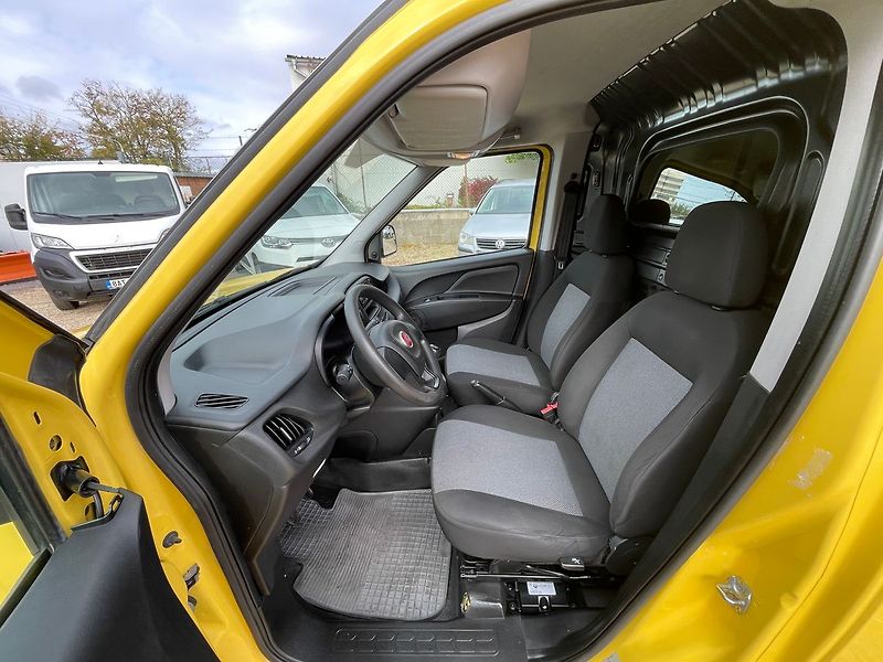 Fiat Dobló 1.6MJT 77kW*CZ*1.MAJ* Bluetoot - fotka 17 z 27
