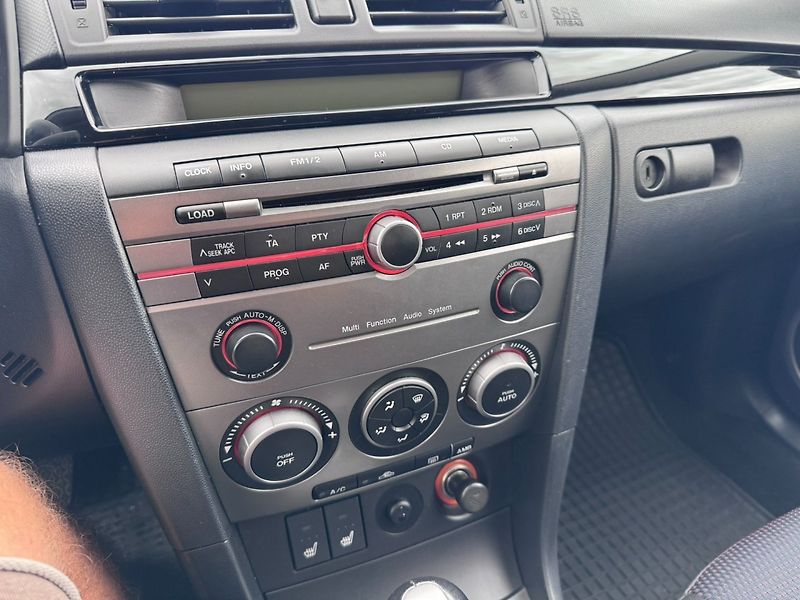 Mazda 3 (2007) AUTOMAT 1,6 77 KW KILOMETRY - fotka 29 z 45