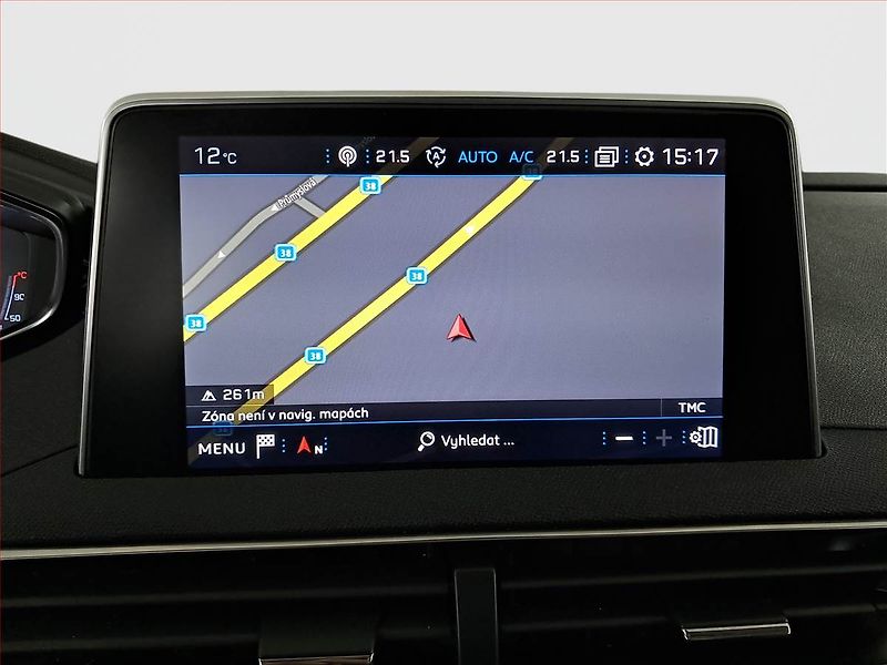Peugeot 3008 (2020) 1.5 BlueHDi, Navi, Tempomat - fotka 13 z 22