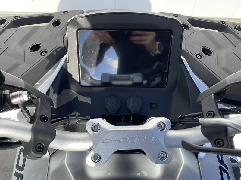 CFMOTO (2026) Gladiator X1000 G3 Premium E5+ - fotka 12 z 14