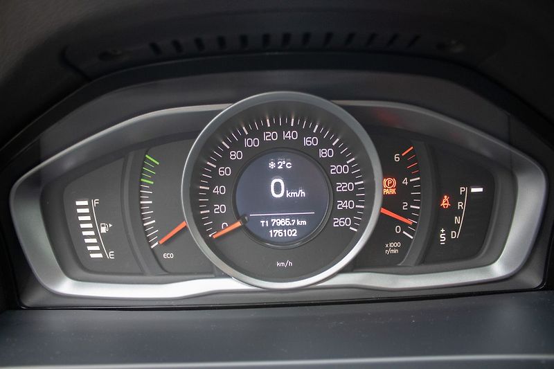 Volvo V60 - fotka 22 z 36