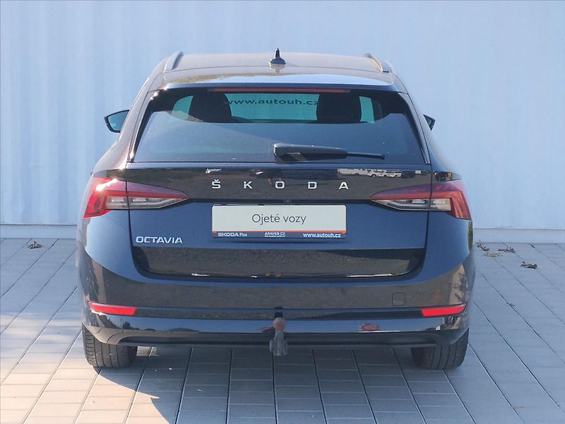 Škoda Octavia 2,0   2.0TDI 110Kw DSG Tažné - fotka 25 z 32