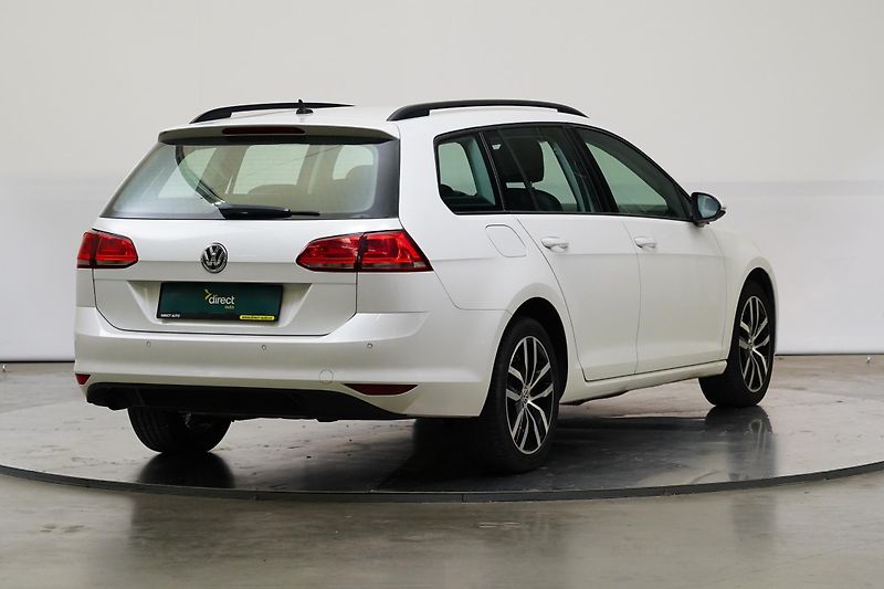Volkswagen Golf - fotka 2 z 26