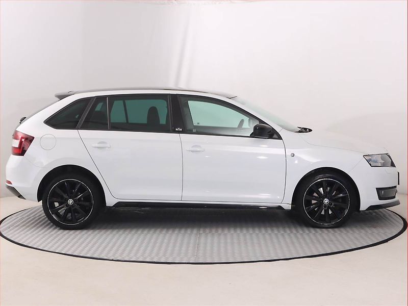 Škoda Rapid (2015) Spaceback 1.6 TDI, Automat - fotka 6 z 18
